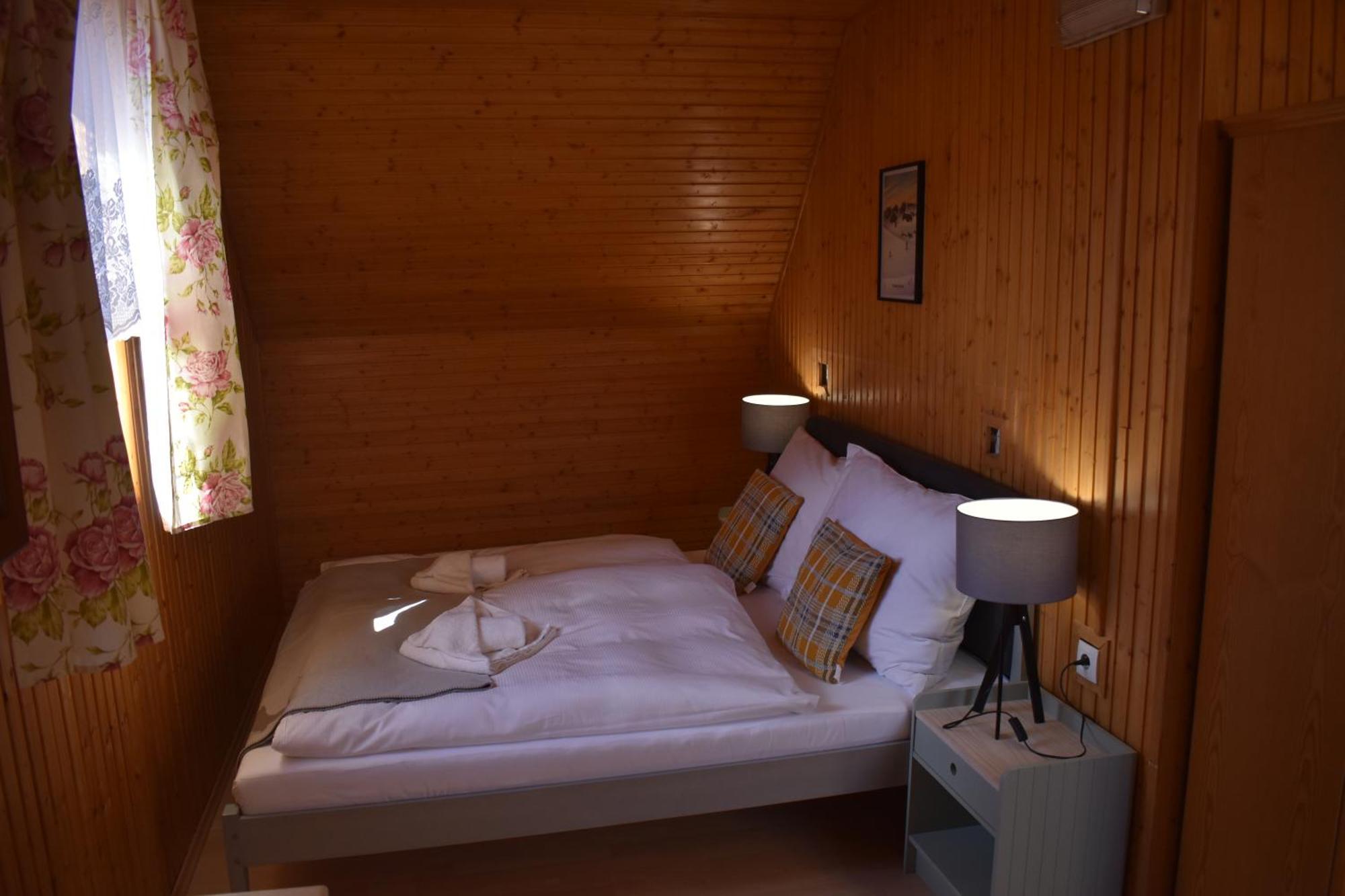 Drevenica Diana Bed & Breakfast Zdiar Ngoại thất bức ảnh
